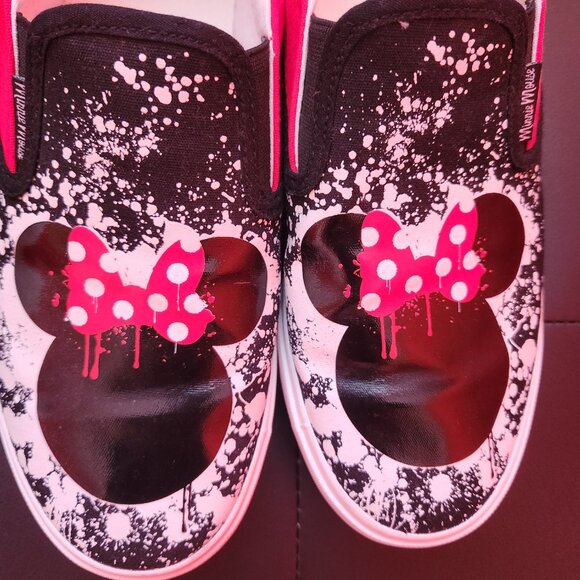 Womens Disney Ground Up MINNIE MOUSE Slip-On Shoes Black & Red- SIZE 9.5 - Picture 5 of 6